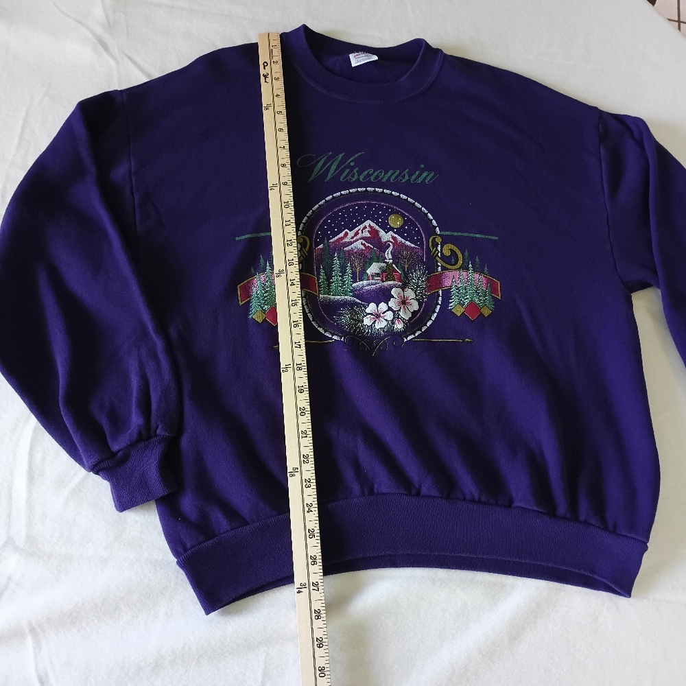 Vintage Wisconsin Sweatshirt Men's XL 90s Jerzees Crewneck Purple Graphic Print. - Picture 8 of 12